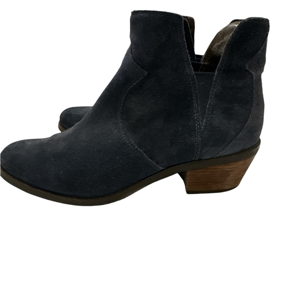 Cole Haan Navy Suede Booties, size 9B